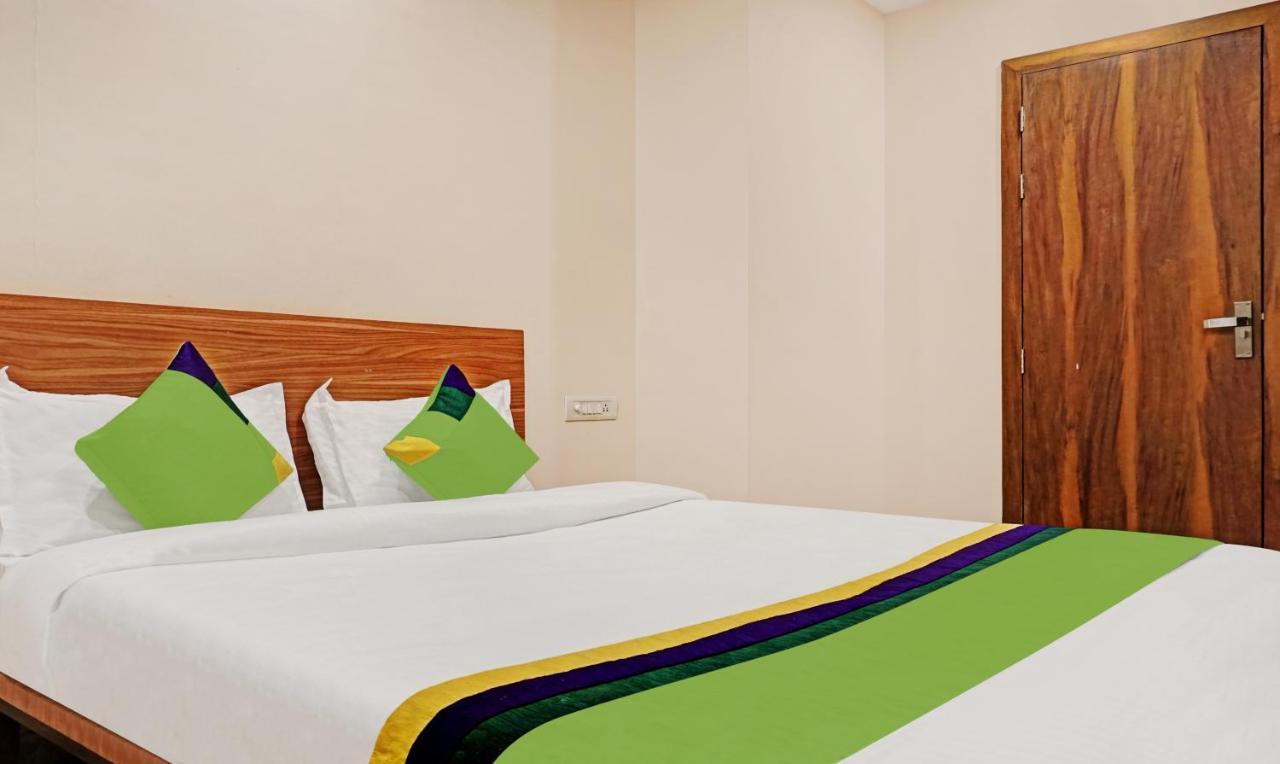 Treebo Trip Sai Krupa Hotel Pune Exterior photo