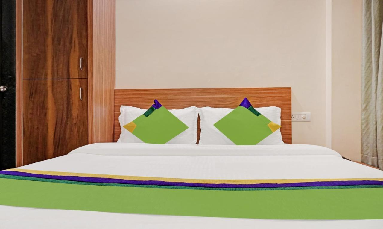 Treebo Trip Sai Krupa Hotel Pune Exterior photo