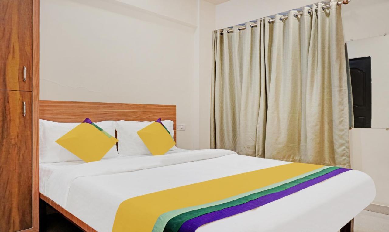 Treebo Trip Sai Krupa Hotel Pune Exterior photo